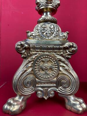 Candle Holders Measures Without Pin style Baroque - Style en Bronze, France 19 th century ( Anno 1865 )