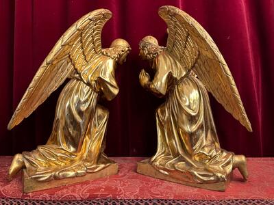 Kneeling Angels style Baroque - Style en Wood totally gold-leaf covered., Southern Germany 18 th century ( Anno 1775 )