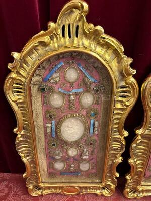 Reliquaries Ex Ossibus Relics style Baroque - Style en Wood / Gilt / Glass / Fabrics / Stones / Wax Medallions, Southern Germany
