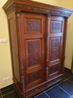 Cabinets en Wood, 19th century