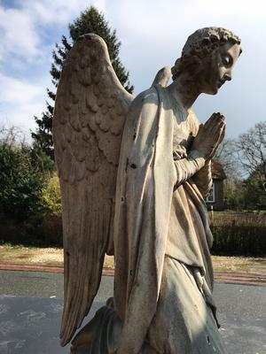 Cast Iron Angels en Cast Iron, France 19th century