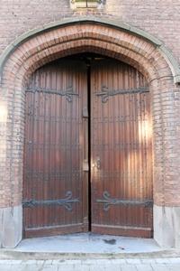 Exceptional Church Doors.  en Oak wood, Belgium 19th century / 1905