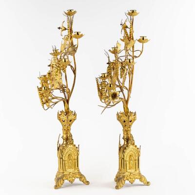 Floral Candle - Holders en Brass / Bronze / Gilt, France 19 th century