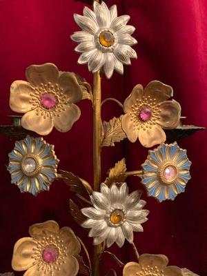 Flower Candle Holders en Brass / Bronze / Gilt / Stones / Enamel, France 19th century