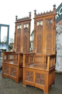 Bishop - Seats style gothic en Oak, France 19th century
