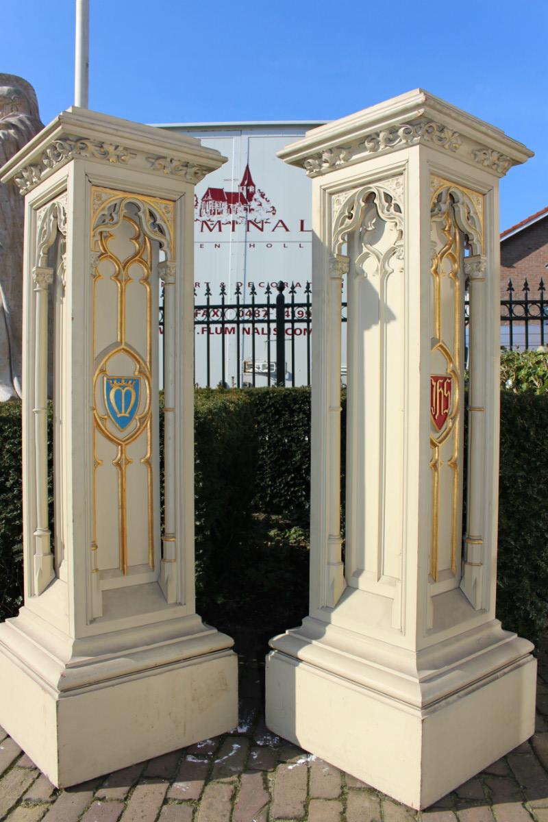 Pair Gothic Statue Stands