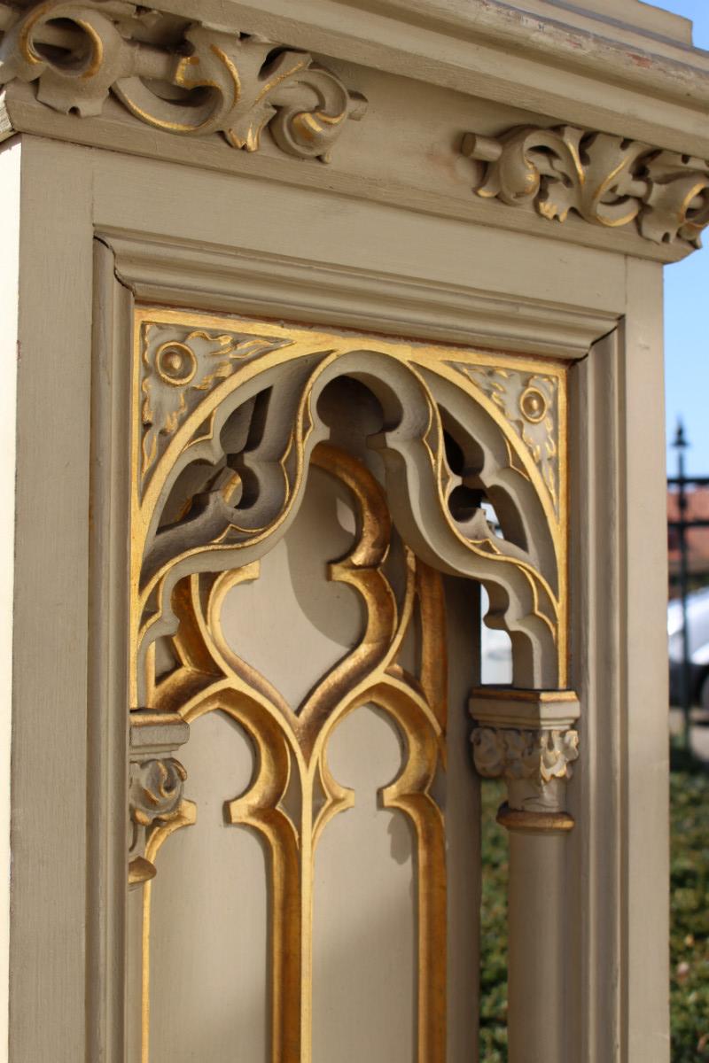 Pair Gothic Statue Stands