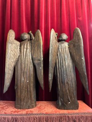 Angels style Gothic - Style en Hand - Carved Wood , France 19 th century ( Anno 1840 )