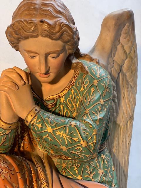 Pair Gothic - style Angels