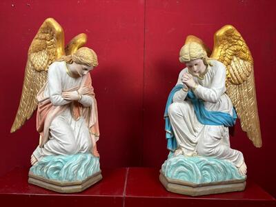 Pair Gothic - Style Angels