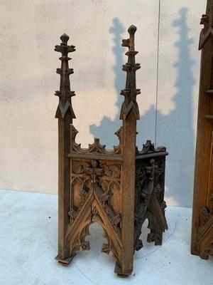 Architectural Elements Eusebius Church Arnhem style Gothic - style en Oak wood, Netherlands 19 th century ( Anno 1875 )