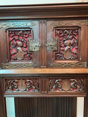 Cabinets  style Gothic - Style en Oak wood, Belgium 20 th century