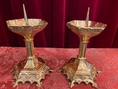 Candle Holders Measures Without Pin style Gothic - Style en Bronze / Polished and Varnished, Belgium 19 th century ( Anno 1890 )