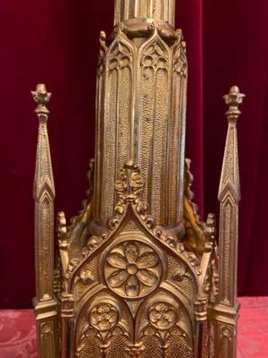 Candle Holders Measures Without Pin style Gothic - style en Bronze  / Gilt, France 19 th century ( Anno 1890 )