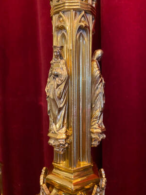 Candle Sticks Measures Without Pin style Gothic - style en Brass / Bronze / Polished and Varnished, France 19 th century ( Anno 1890 )