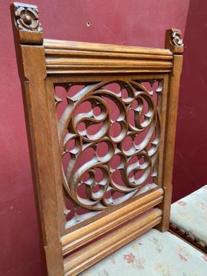 Chairs style Gothic - style en Oak Wood / Fabrics, Belgium  19 th century ( Anno 1890 )
