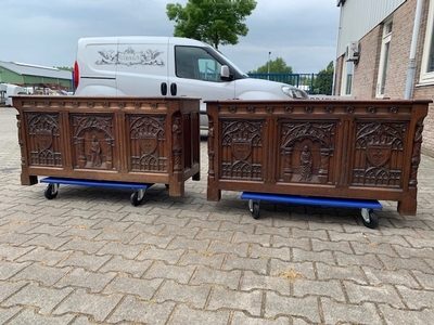 Chests style Gothic - style en Oak wood, Belgium 20th century ( 1910 )