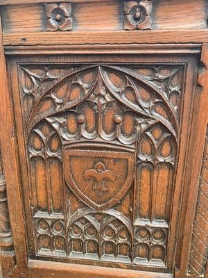 Chests style Gothic - style en Oak wood, Belgium 20th century ( 1910 )