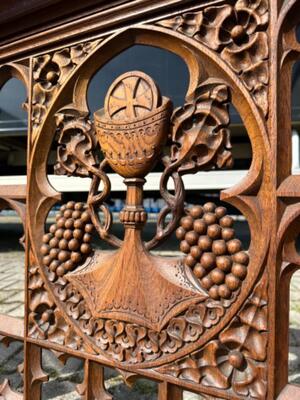 Communion Rails style Gothic - Style en Oak wood, Belgium  19 th century ( Anno 1875 )