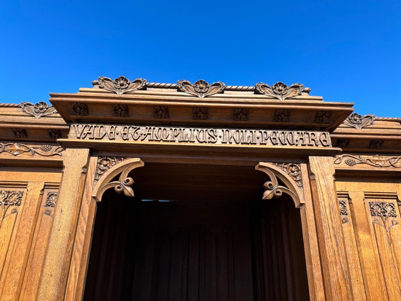 Pair Gothic - Style Confessionals