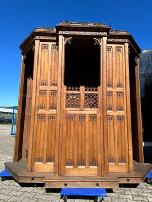 Confessionals  style Gothic - Style en Oak wood, Belgium  19 th century