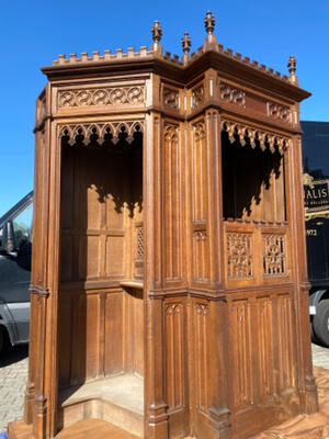 Confessionals  style Gothic - style en Oak wood, Belgium  19 th century ( Anno 1885 )