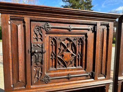 Corner Cabinets style Gothic - Style en Oak wood, France 19 th century