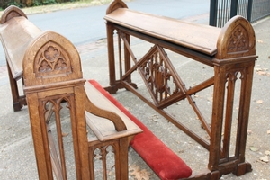 Double  Wedding  Kneeler  + Matching Seat style Gothic - style en Oak wood, Belgium 19th century