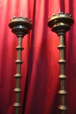 Exceptional Candle Sticks Height 150 Cm ! Measures Without Pin. style Gothic - style en Brass / Bronze, Belgium 19th century ( anno 1870 )