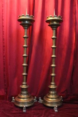 Exceptional Candle Sticks Height 150 Cm ! Measures Without Pin. style Gothic - style en Brass / Bronze, Belgium 19th century ( anno 1870 )