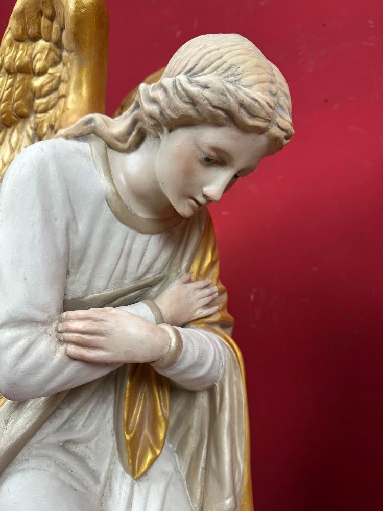 Pair Gothic - Style Kneeling Angels