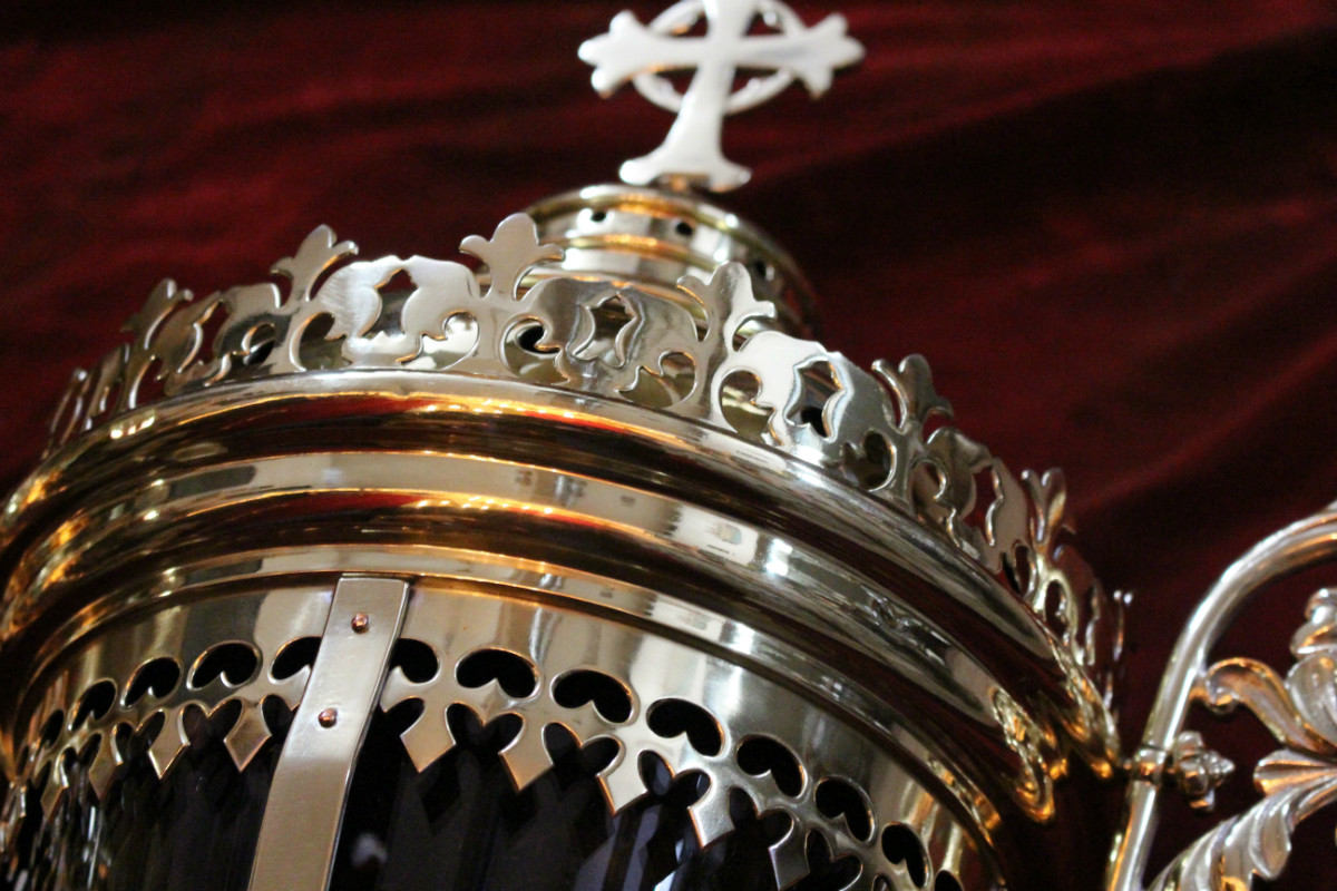 Pair Gothic - style Large Exceptional Baldachin-Lanterns / Original Glass.