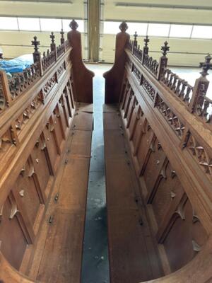 Matching Choir Seats  style Gothic - Style en Oak wood, Belgium  19 th century