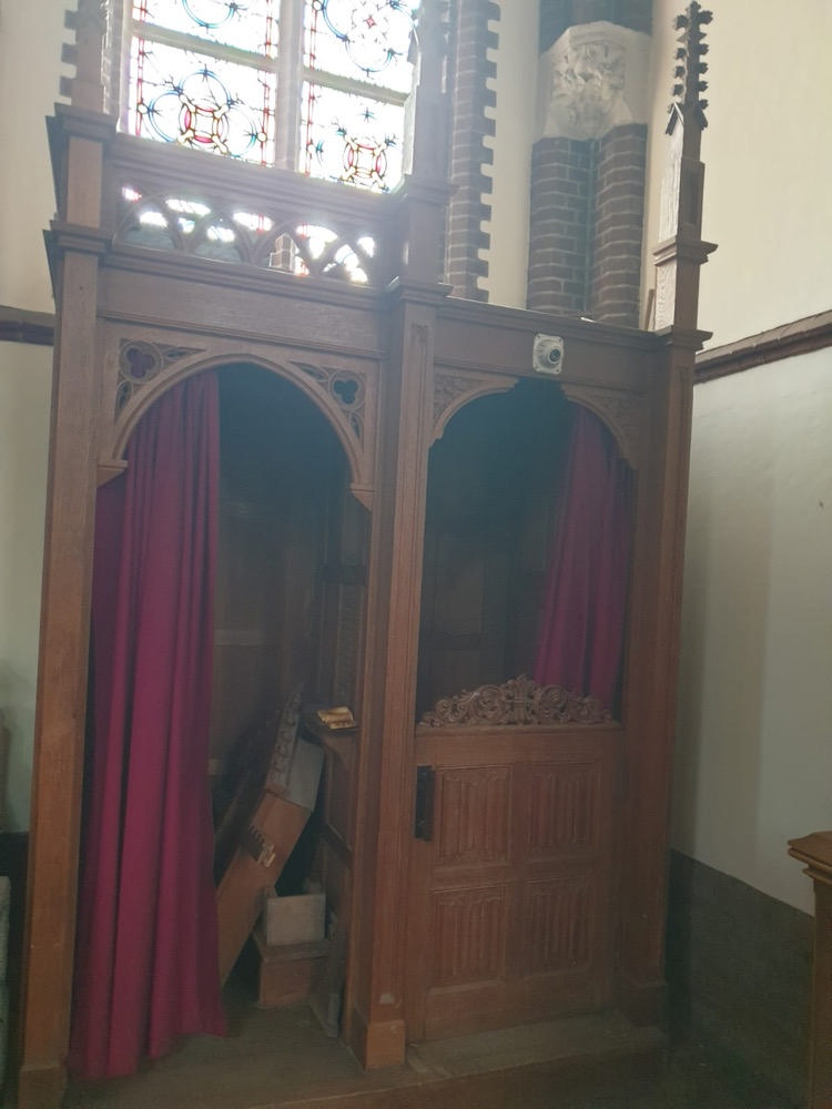 Pair Gothic - style Matching Of Single Sided Solid Oak Confessionals