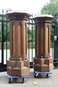 Matching Standing Pedestals style Gothic - style en wood oak, France 19th century