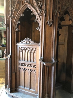 Matchting Confessionals  style Gothic - style en Oak wood, Belgium 19th century