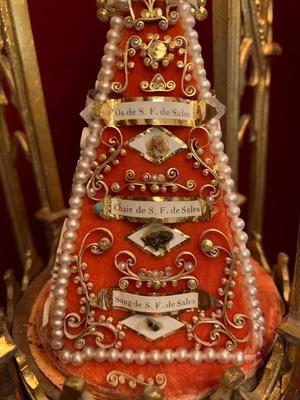 Pair Of Stunning Relic-Holders With Each  12 Relics Inside style Gothic - Style en Brass / Bronze / Gilt / Enamel / Glass , France 19th century ( anno 1875 )