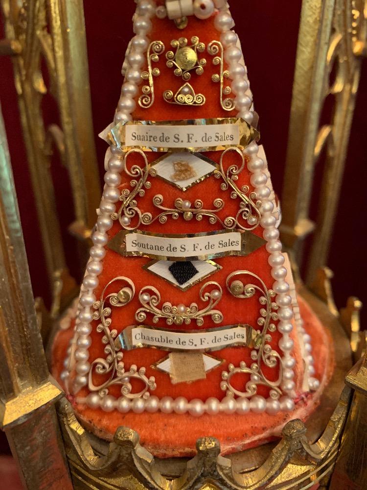 Pair Gothic - Style Pair Of Stunning Relic-Holders With Each  12 Relics Inside
