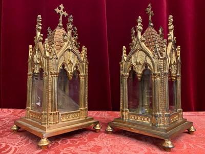 Reliquaries style Gothic - style en Bronze / Gilt, France 19 th century ( Anno 1875 )