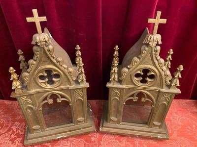 Reliquaries style Gothic - style en Wood Polychrome / Glass, France 19 th century ( Anno 1850 )