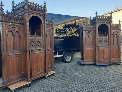 Matching Confessionals style Gothic - style / Romanesque en Oak wood, Roeselare St Amandus Church Belgium 19 th century ( Anno 1865 )