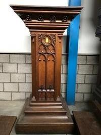 Stands style Gothic - style en wood oak, Belgium 19th century