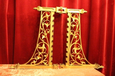 Wall Brackets Stamped / Signed : Wilmutte Liege style Gothic - style en Full Bronze / Gilt, Liege Belgium 19th century ( anno 1875 )