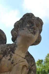 Handcarved Sandstone Angels en Sandstone, France 19th century