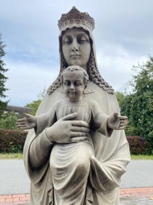 St. Mary & Joseph Statue Signed: J.P. Maas & Zn Haarlem style Jugendstil en Hand - Carved Sandstone , Haarlem Netherlands 20 th century ( Anno 1925 )