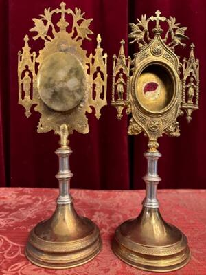 Reliquaries style Neo Classicistic en Brass, France 19 th century ( Anno 1885 )