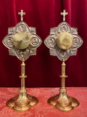 Reliquary - Relic Holders style Neo Classicistic en Bronze / Polished and Varnished, France 19 th century ( Anno 1875 )