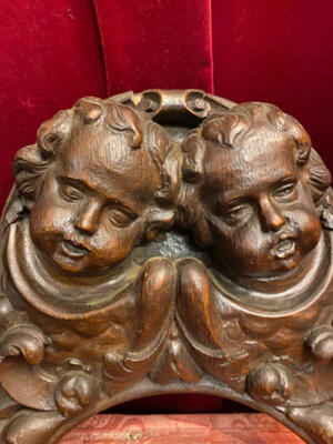 Ornaments Angel Heads en Oak wood, Belgium  19 th century