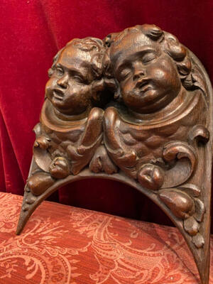 Ornaments Angel Heads en Oak wood, Belgium  19 th century