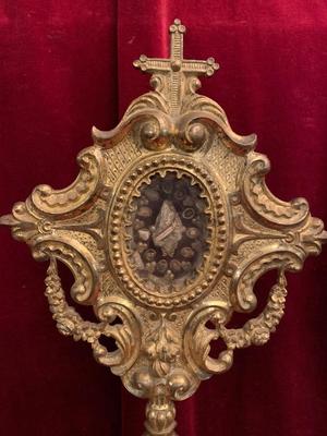 Reliquaries Main Relics : St. Prosperus & St. Chritina Ex Ossibus. Multiple Relics Arround. style Rococo en Bronze / Gilt , France 19th century ( anno 1870 )